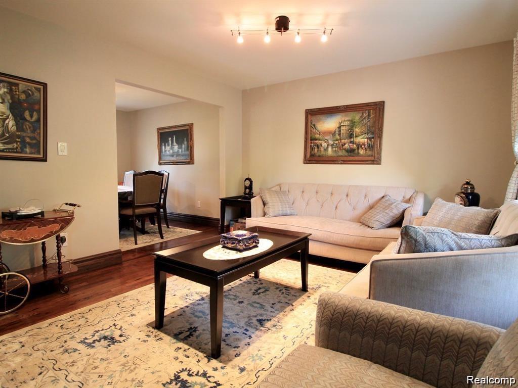 5363 English Drive, Troy, MI 48085 — Photo 5