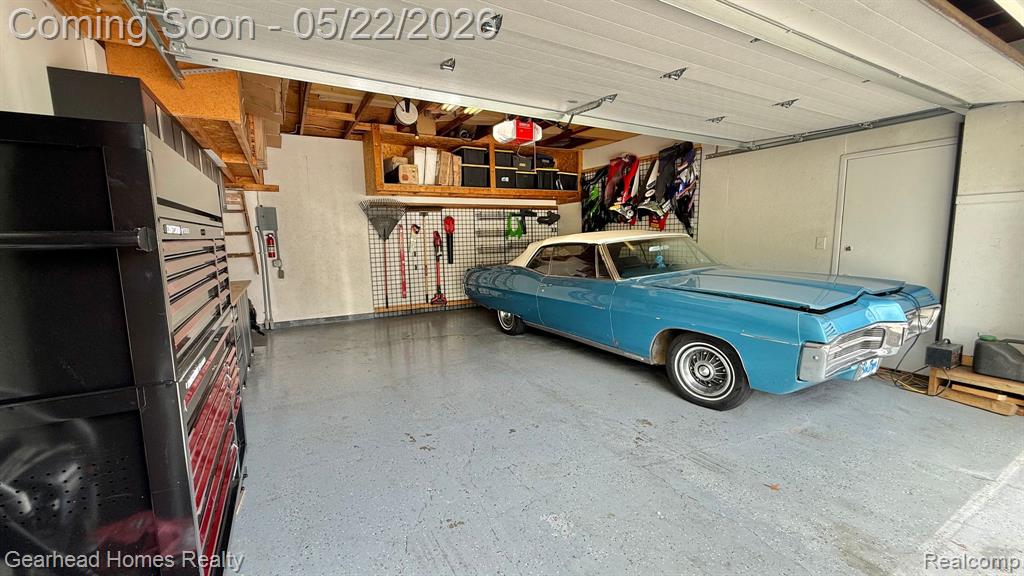 6042 Snow Apple Drive, Clarkston, MI — Photo 4