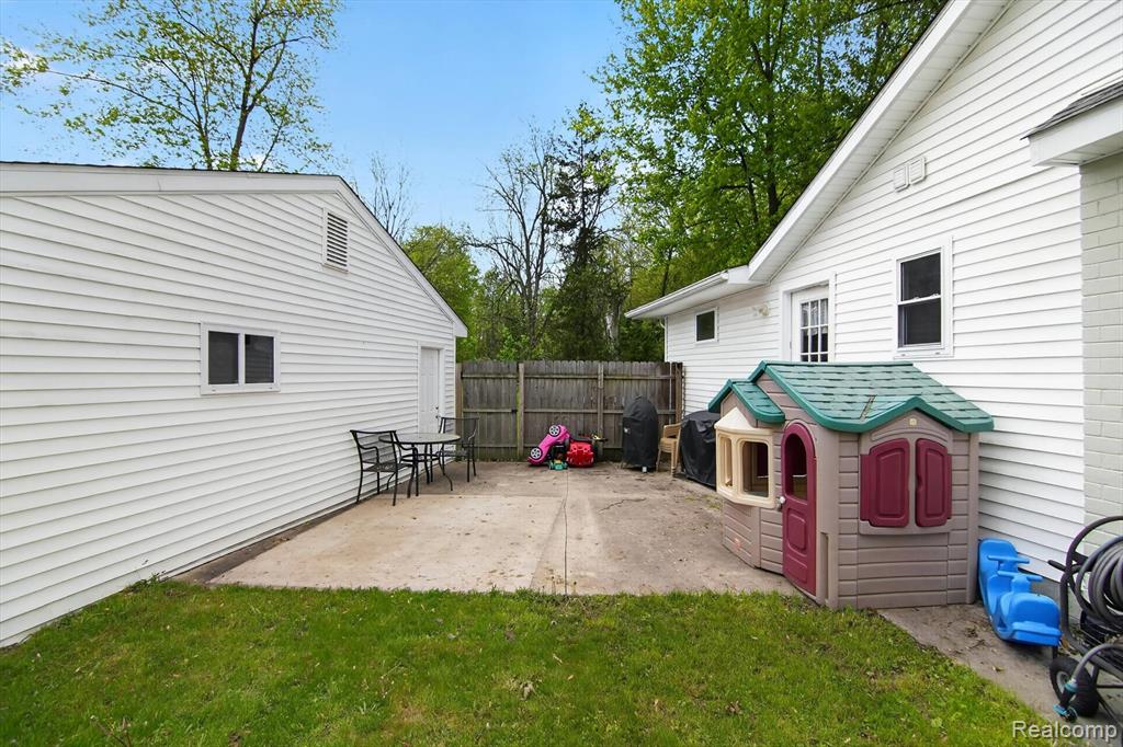 1020 Savage Road, Belleville, MI 48111 — Photo 49