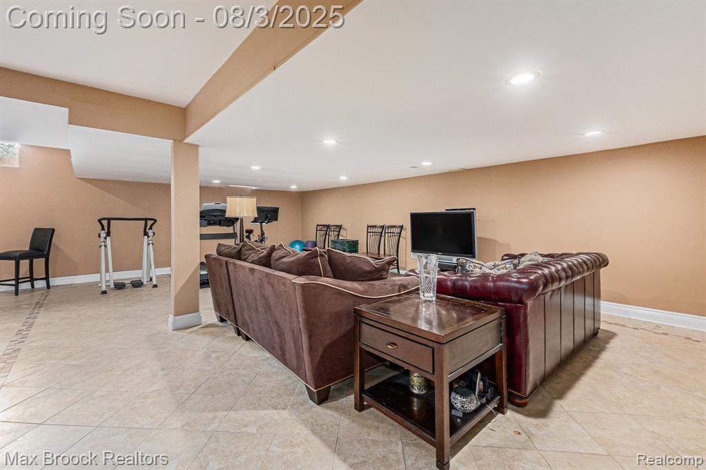 4705 Rivers Edge Drive, Troy, MI 48098 — Photo 37