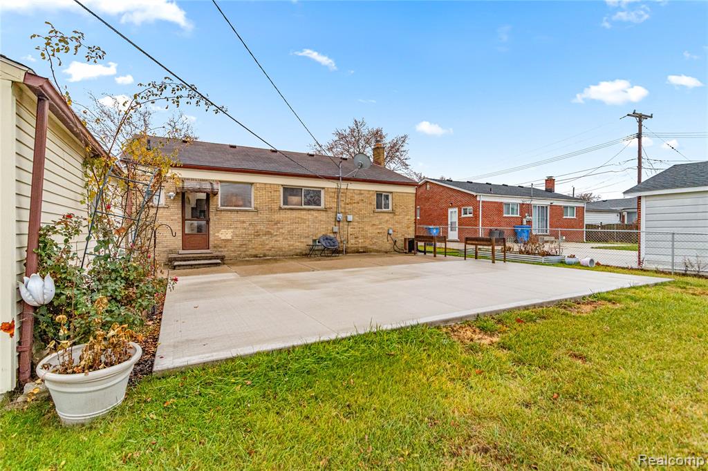 7148 Plainfield Street, Dearborn Heights, MI 48127 — Photo 36