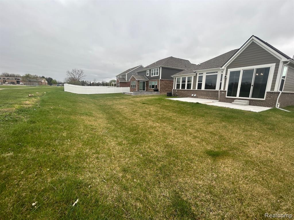 9229 TULIP, Plymouth, MI 48170 — Photo 39