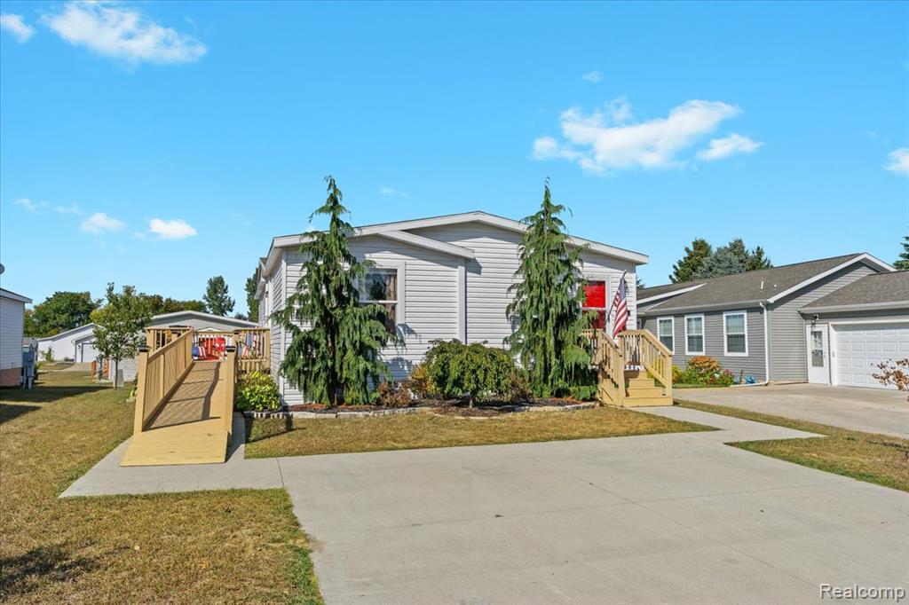 1222 Heather Court, Grass Lake, MI 49240 — front exterior