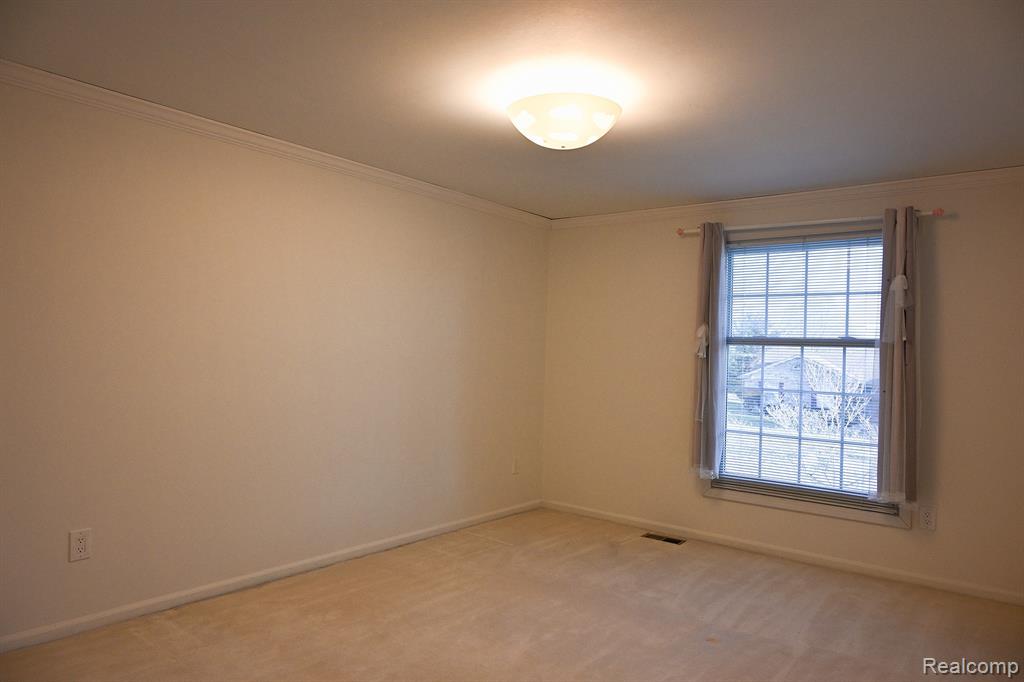 4427 Cahill Drive, Troy, MI 48098 — Photo 16