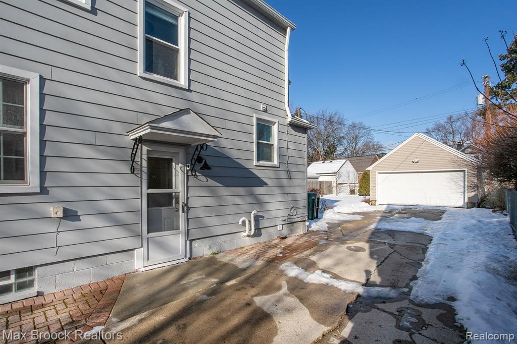 10044 Lasalle Boulevard, Huntington Woods, MI — Photo 34