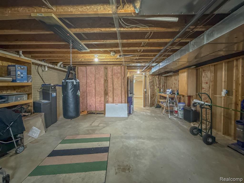 6310 MAPLE Avenue, Swartz Creek, MI 48473 — Photo 53