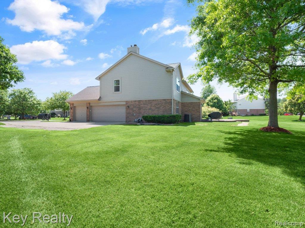 1345 Kennebec Court, Canton, MI 48187 — Photo 8