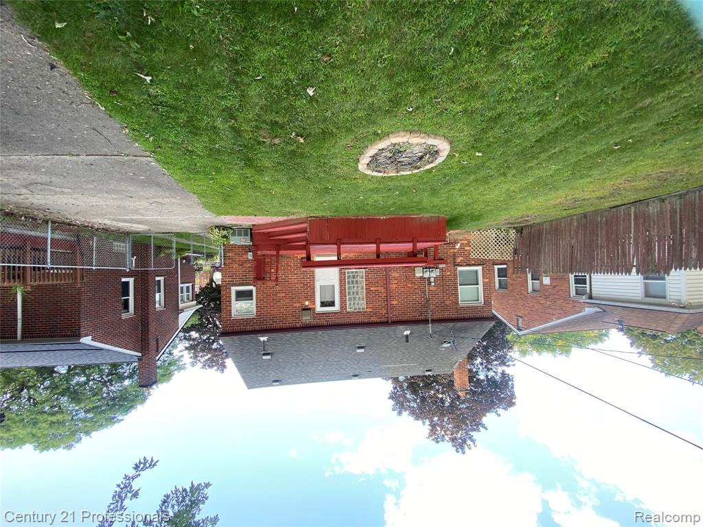 9555 Arcola Street, Livonia, MI 48150 — Photo 17