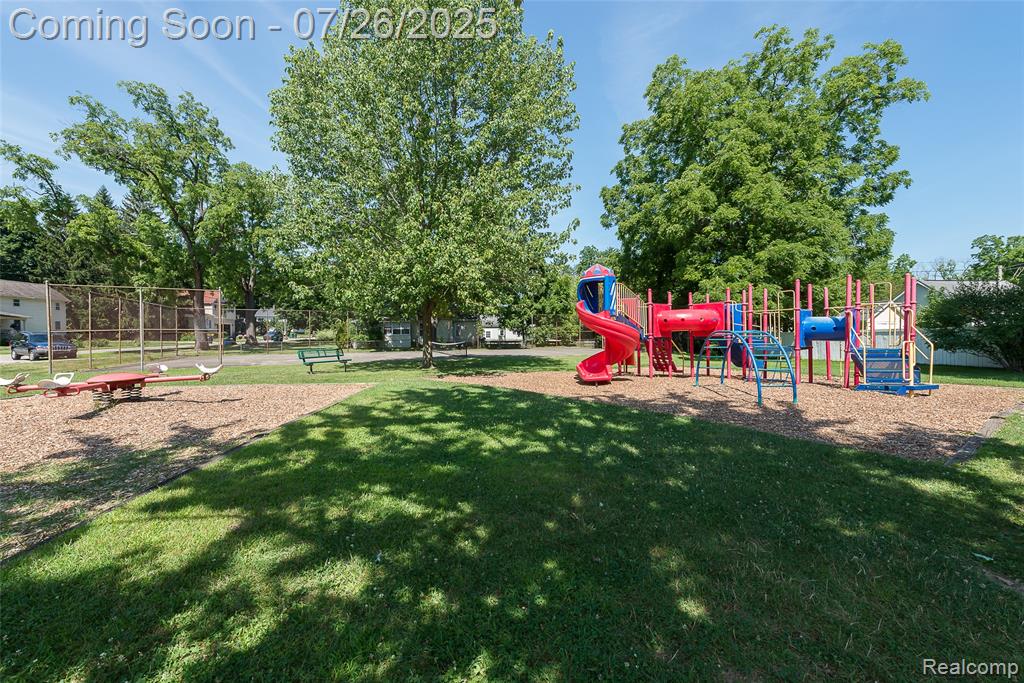719 Spring Street, Howell, MI 48843 — Photo 43