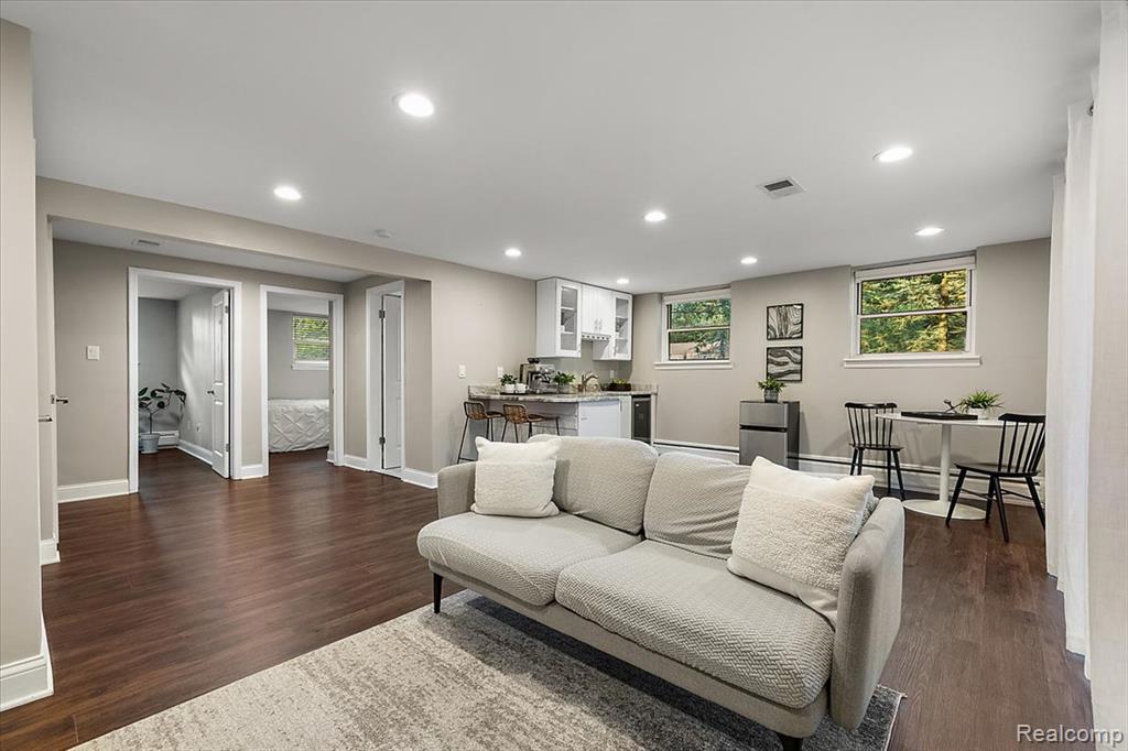 4521 Coachmaker Drive, Bloomfield Hills, MI 48302 — Photo 20