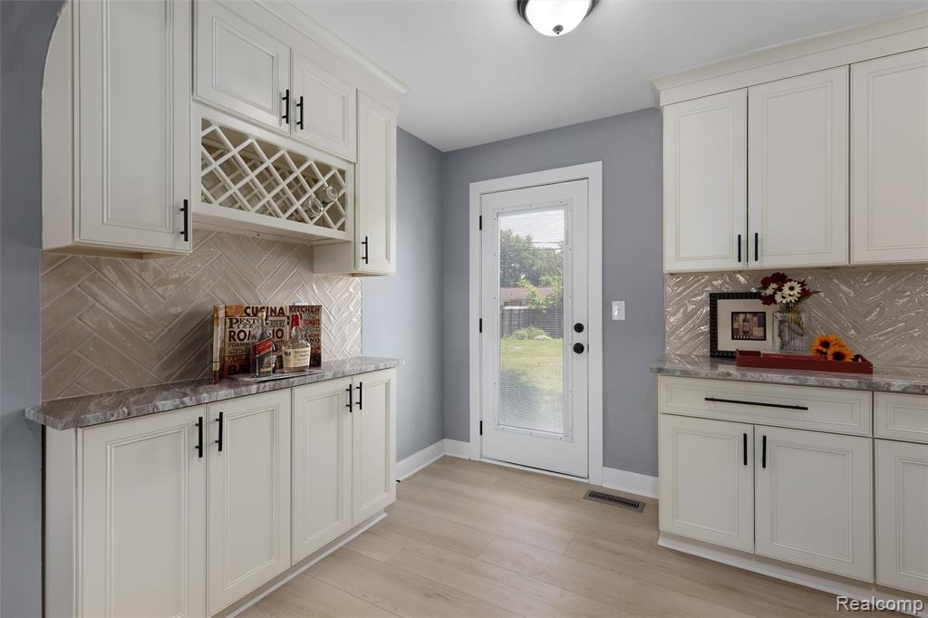 32443 Florence Street, Garden City, MI — Photo 2