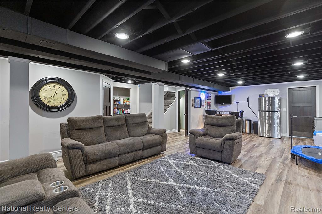 50049 Dove Lane, Chesterfield, MI — Photo 37