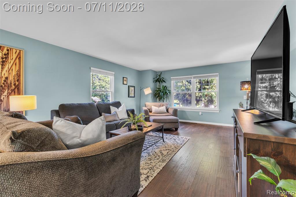 3955 Forest Edge Drive, Commerce Twp, MI 48382 — Photo 7