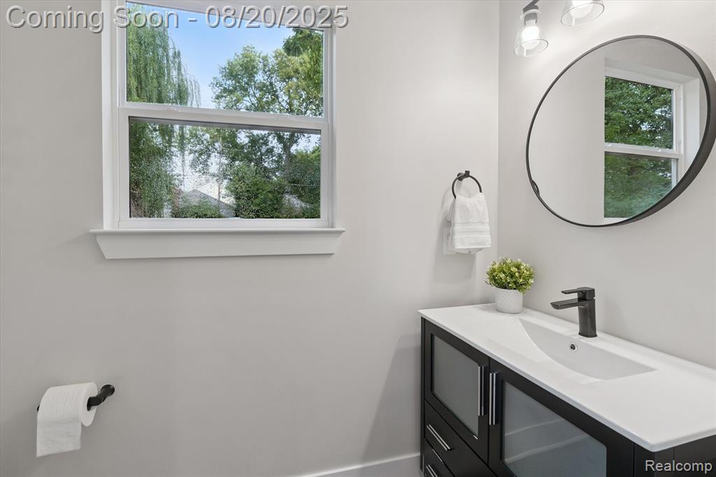 595 N. Perry Street, Pontiac, MI 48342 — Photo 18