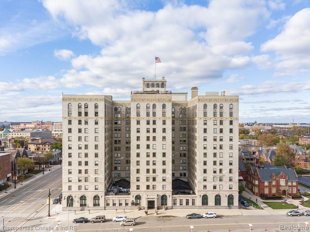 15 E Kirby Street, 311, Detroit, MI 48202 — front exterior
