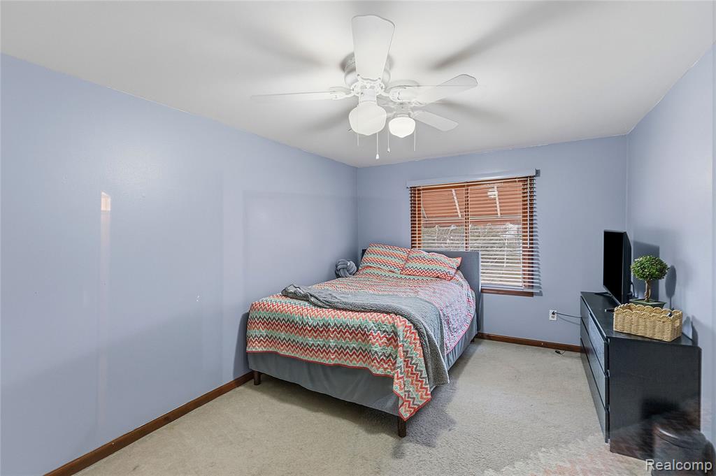 26525 Mapleridge Drive, New Baltimore, MI — Photo 22