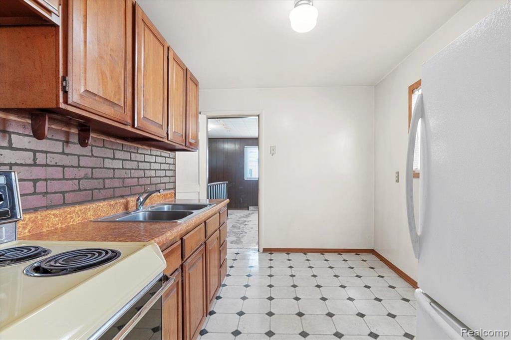 5334 DRAYTON Road, Clarkston, MI — Photo 6