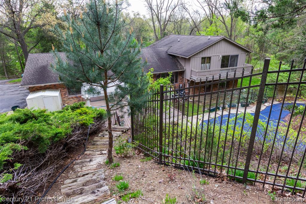 6133 Sundance Trail, Brighton, MI 48116 — Photo 42