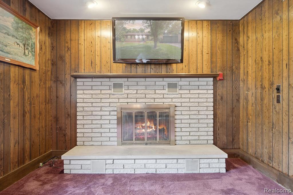 8812 Rio Vista Street, Green Oak, MI 48116 — Photo 14