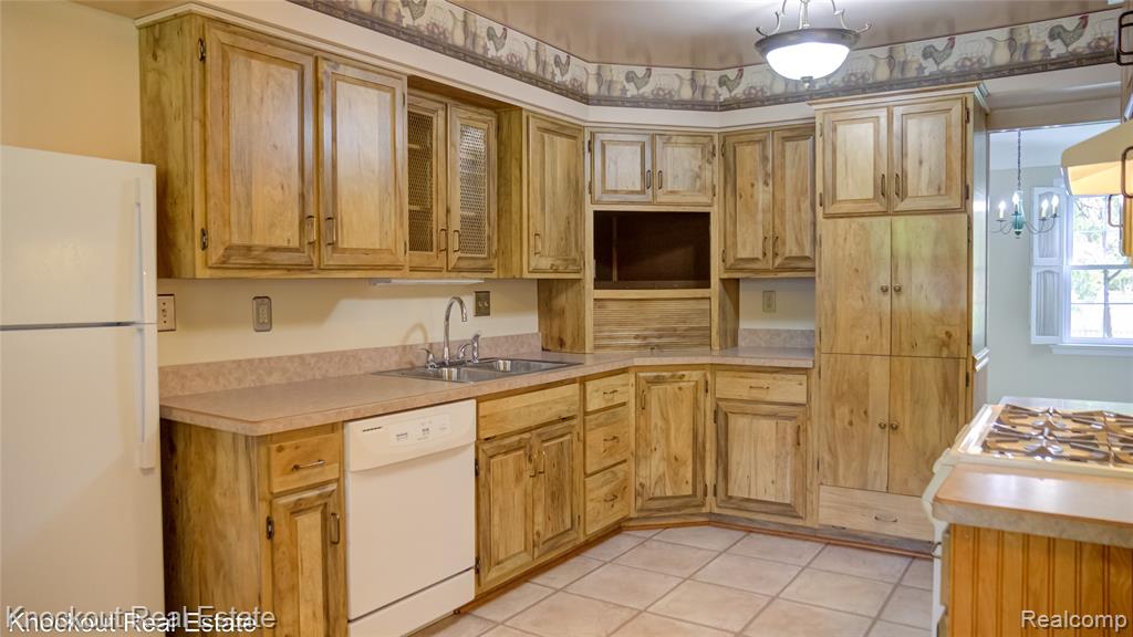4465 Dirker Road, Saginaw, MI 48638 — Photo 16