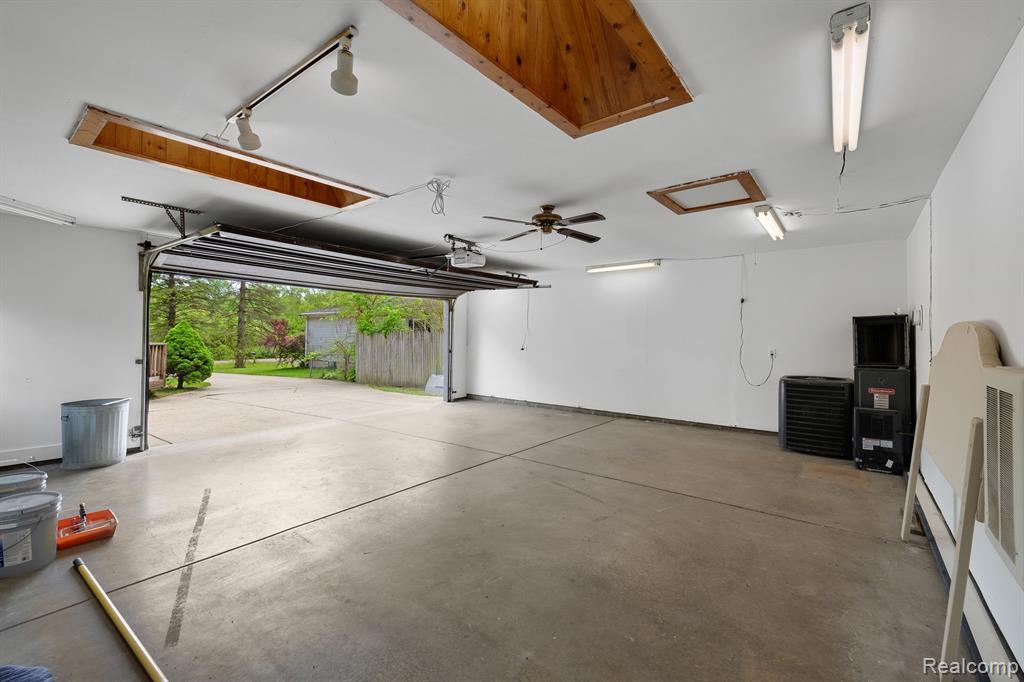 2692 GREG Avenue, Brighton, MI 48114 — Photo 31