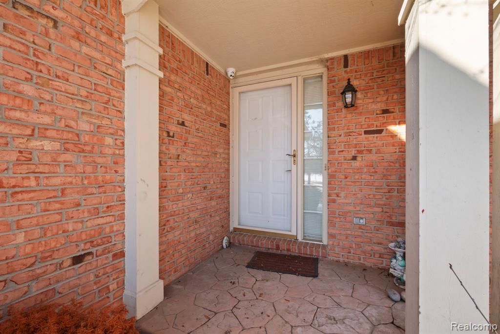7956 Billingham Road, West Bloomfield, MI 48324 — Photo 5