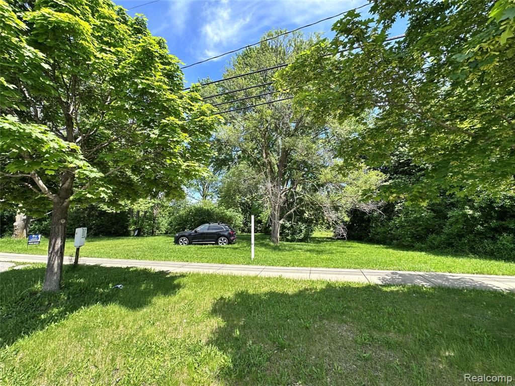 6750 N Canton Center Road, Canton, MI 48187 — Photo 2