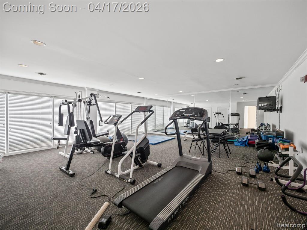 444 CHESTER Street, 425, Birmingham, MI 48009 — Photo 7
