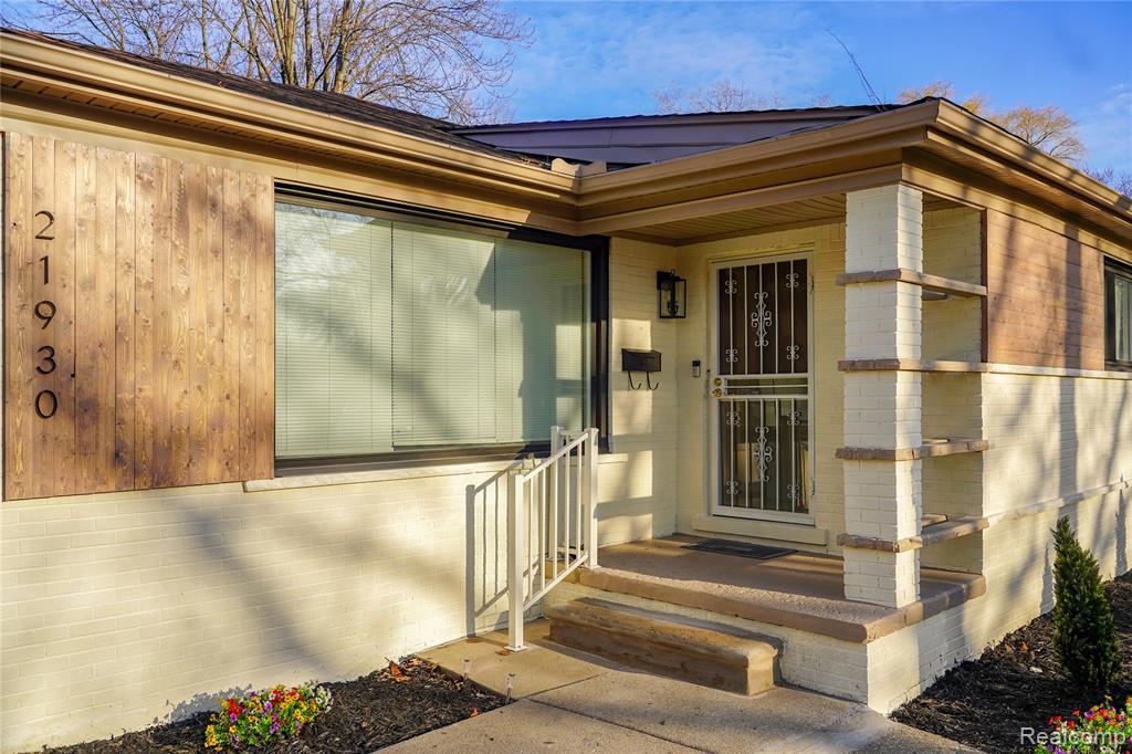 21930 Marlow Street, Oak Park, MI 48237 — Photo 29
