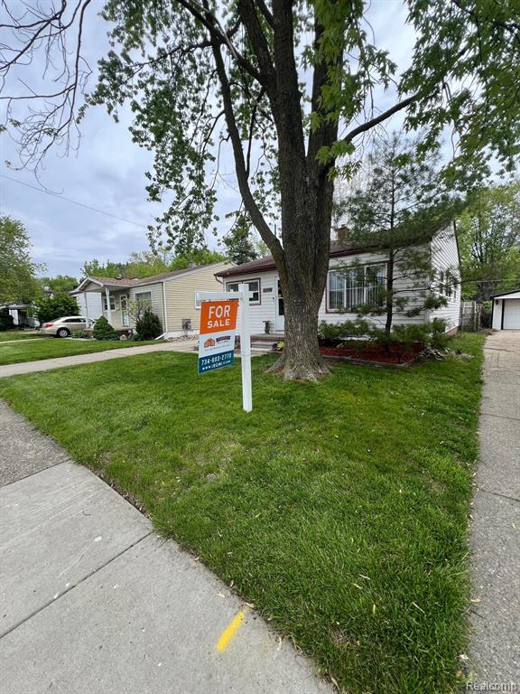 22480 Hillock Avenue, Warren, MI 48089 — Photo 17
