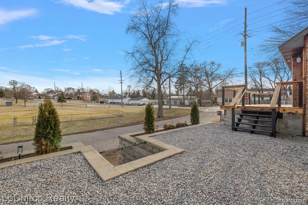 76 S GLASPIE Street, Oxford, MI 48371 — Photo 41