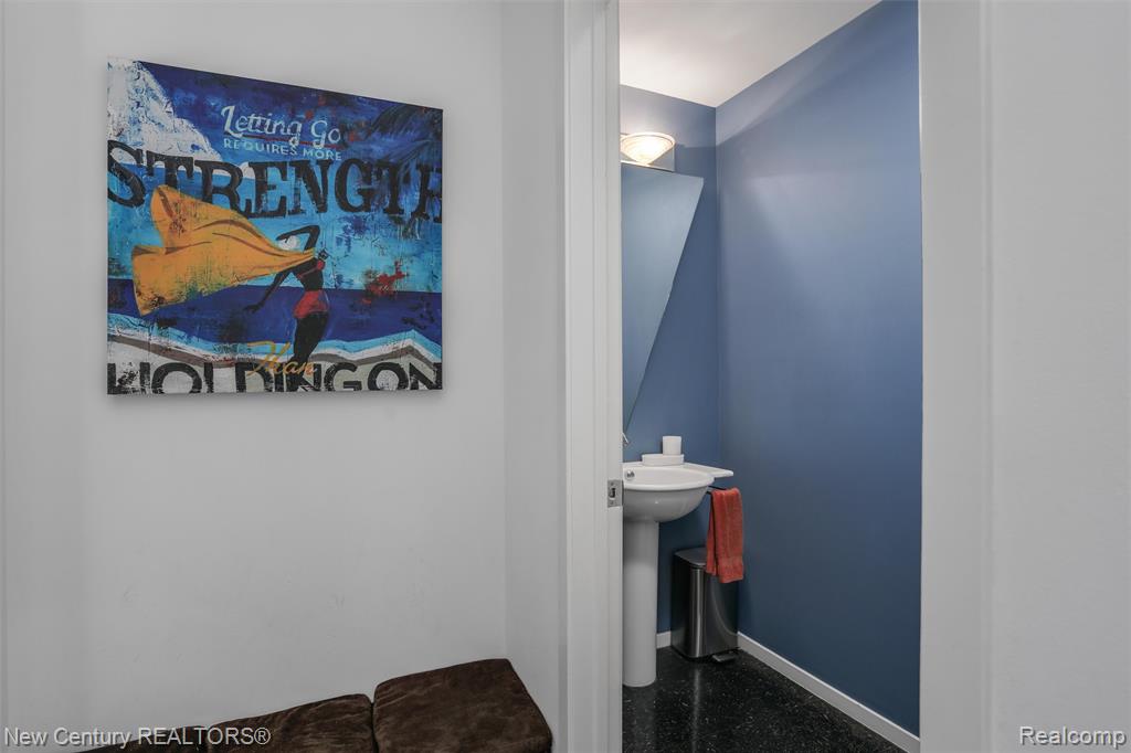 275 Angola Street, Wolverine Lake, MI 48390 — Photo 30