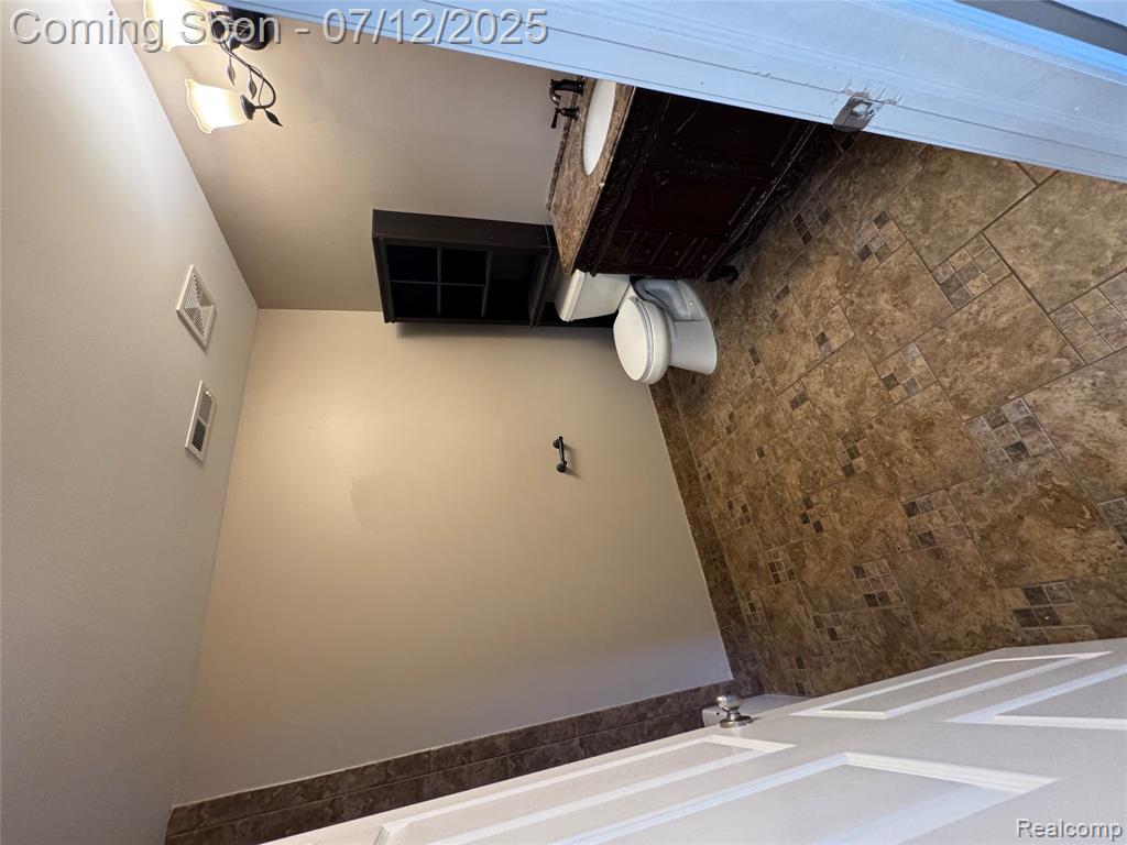 45562 Warwick Drive, Macomb, MI 48044 — Photo 22