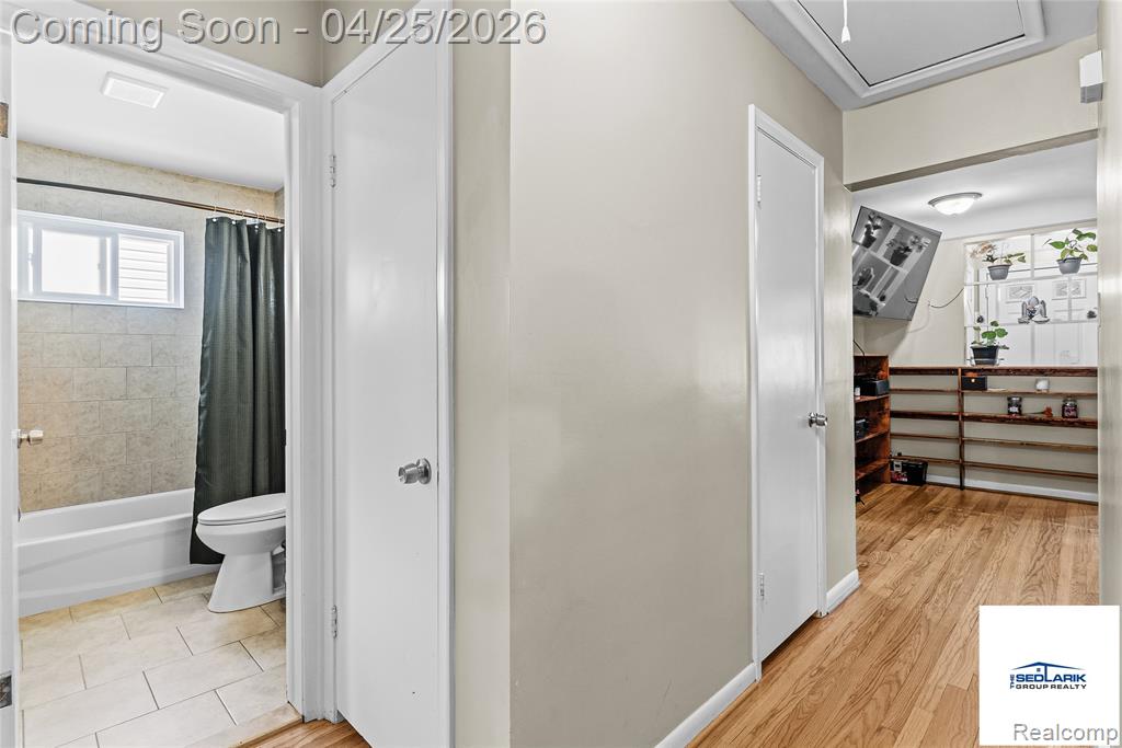 24909 Saxony Avenue, Eastpointe, MI 48021 — Photo 9
