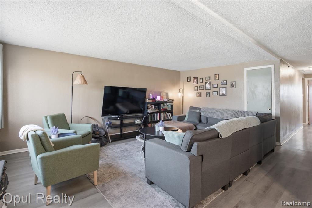 11571 Grant Street, Riverview, MI 48193 — Photo 5