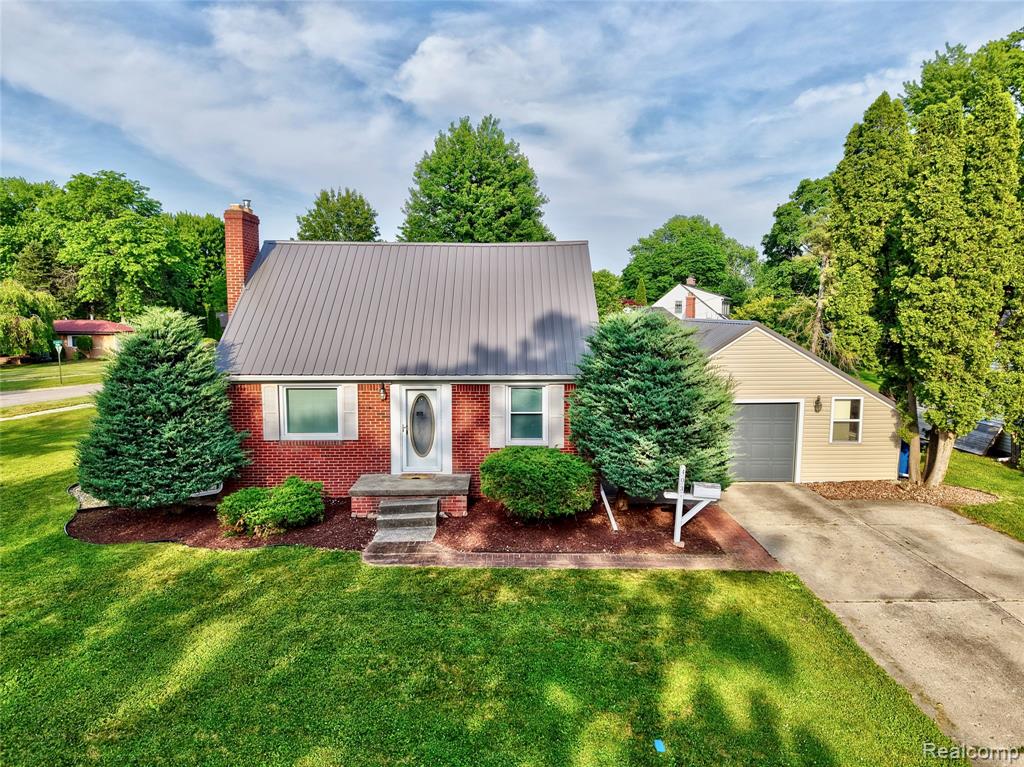 403 S Davison Street, Davison, MI 48423 — front exterior