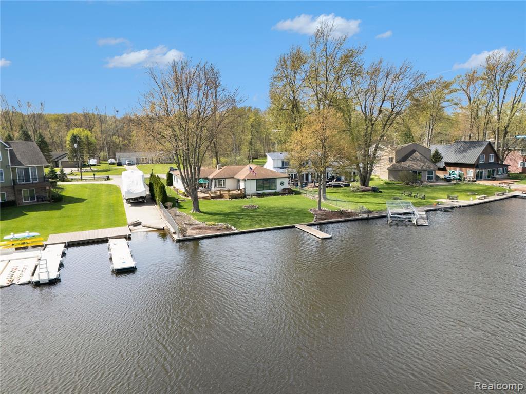 3138 Ponemah Drive, Fenton, MI 48430 — Photo 3