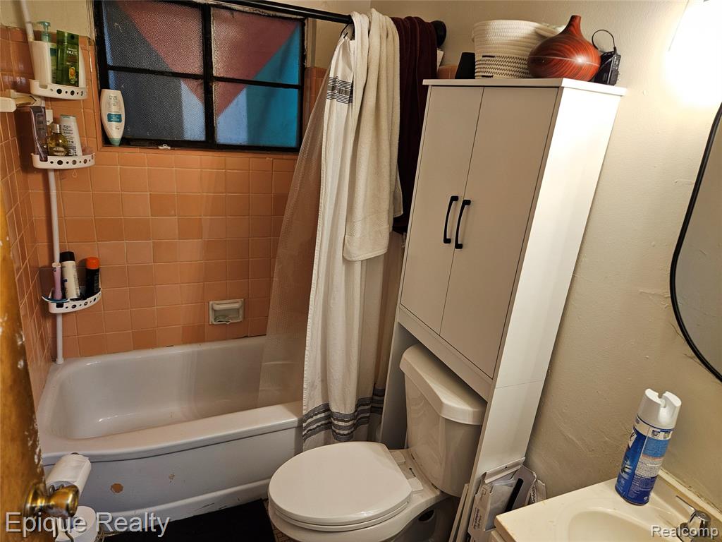 4645 Chatsworth Street, Detroit, MI 48224 — Photo 10