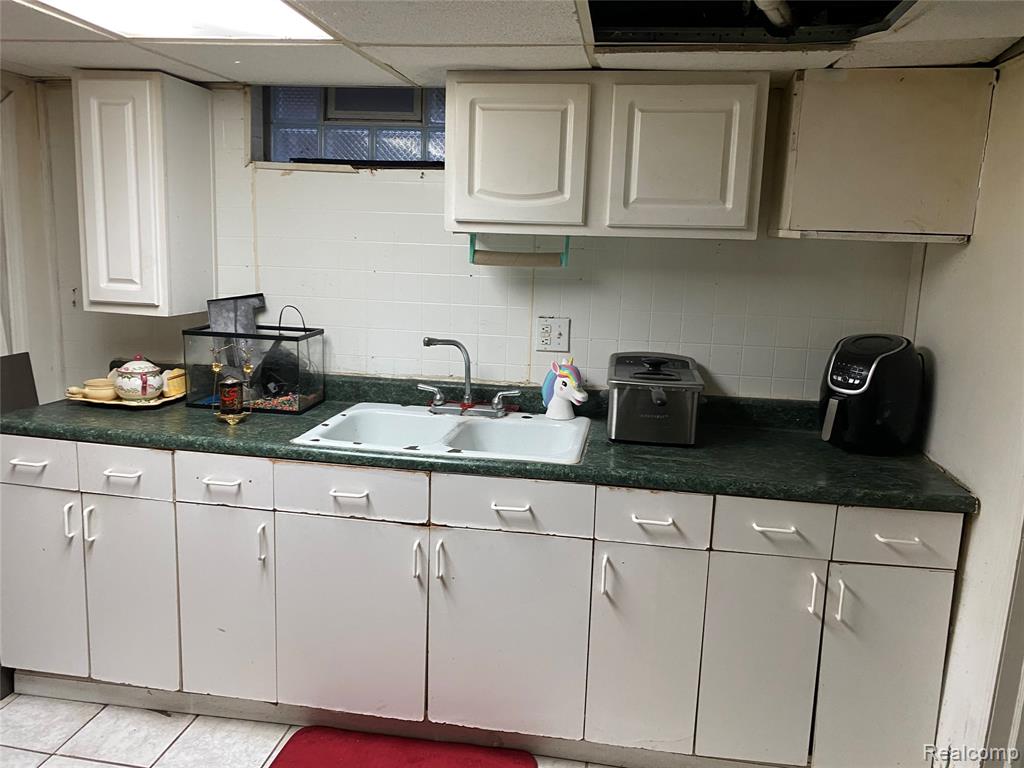 6359 Woodmont Avenue, Detroit, MI 48228 — Photo 14