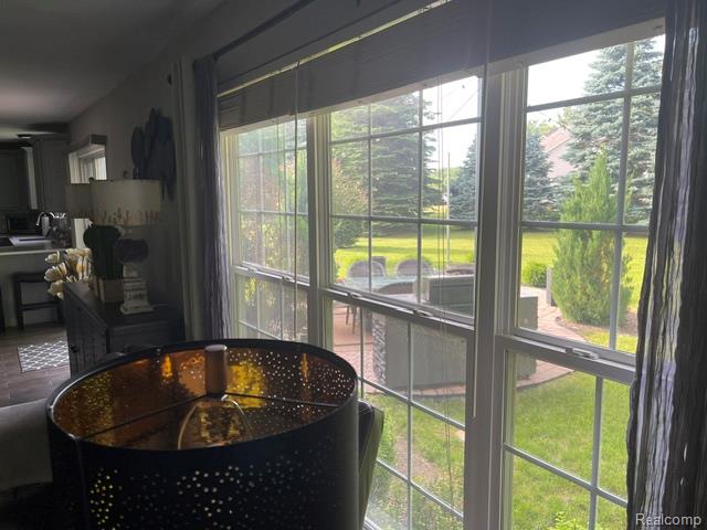 5827 Woodfield Parkway, Grand Blanc, MI 48439 — Photo 21