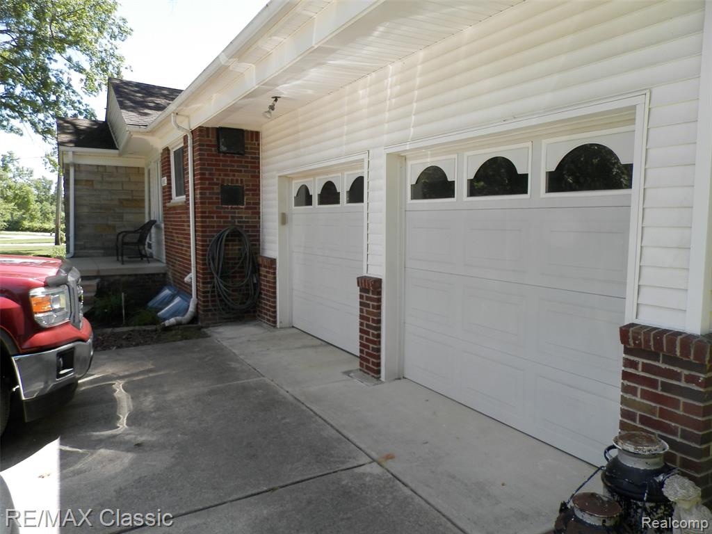 14921 Delaware Avenue, Redford, MI 48239 — Photo 28