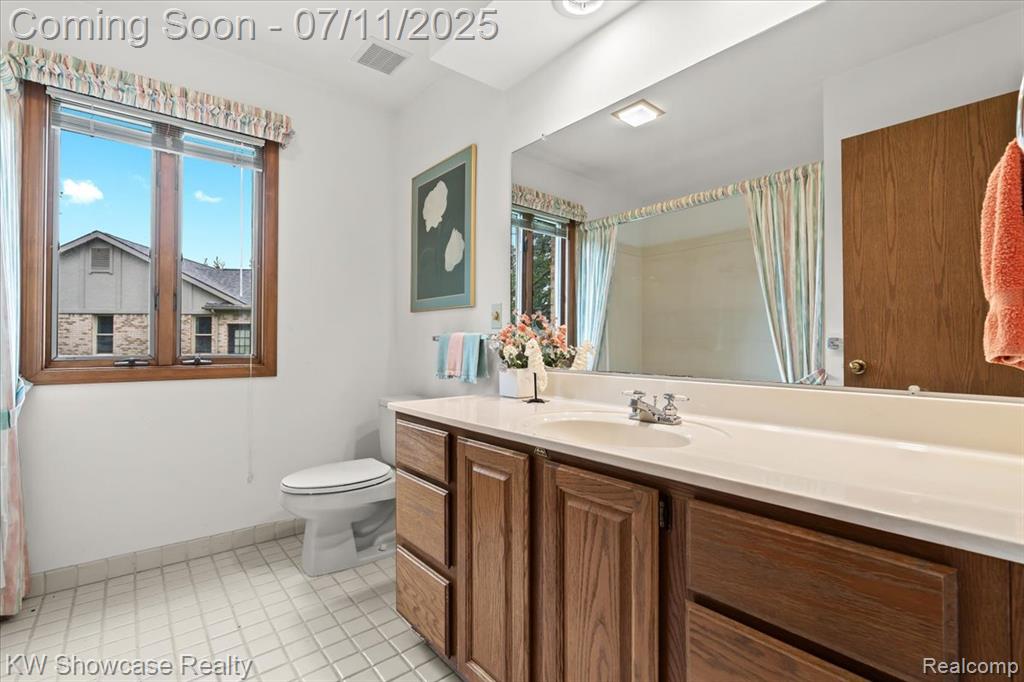 773 Sibley Court, Wixom, MI 48393 — Photo 18