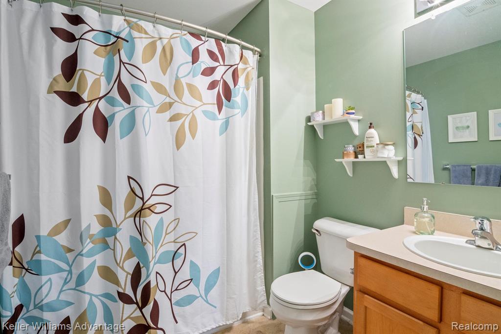 3938 RADCLIFF Drive, Canton, MI 48188 — Photo 25