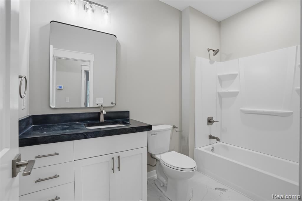 6320 Birch Meadows Lane, Fowlerville, MI 48836 — Photo 32
