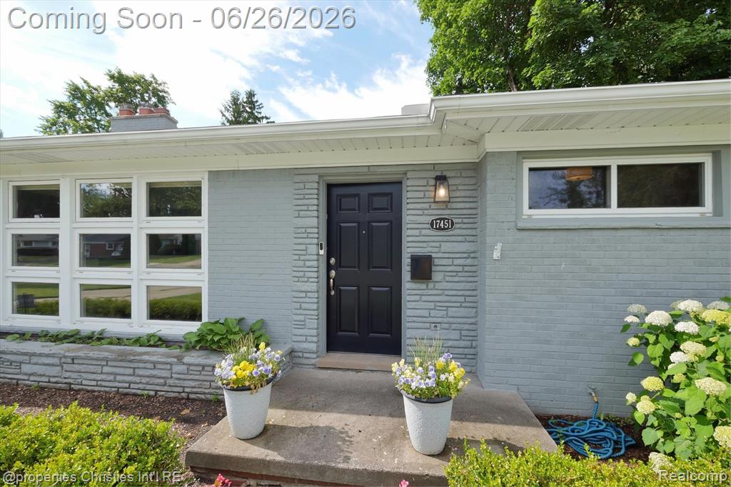 17451 Birwood Avenue, Beverly Hills, MI 48025 — Photo 5