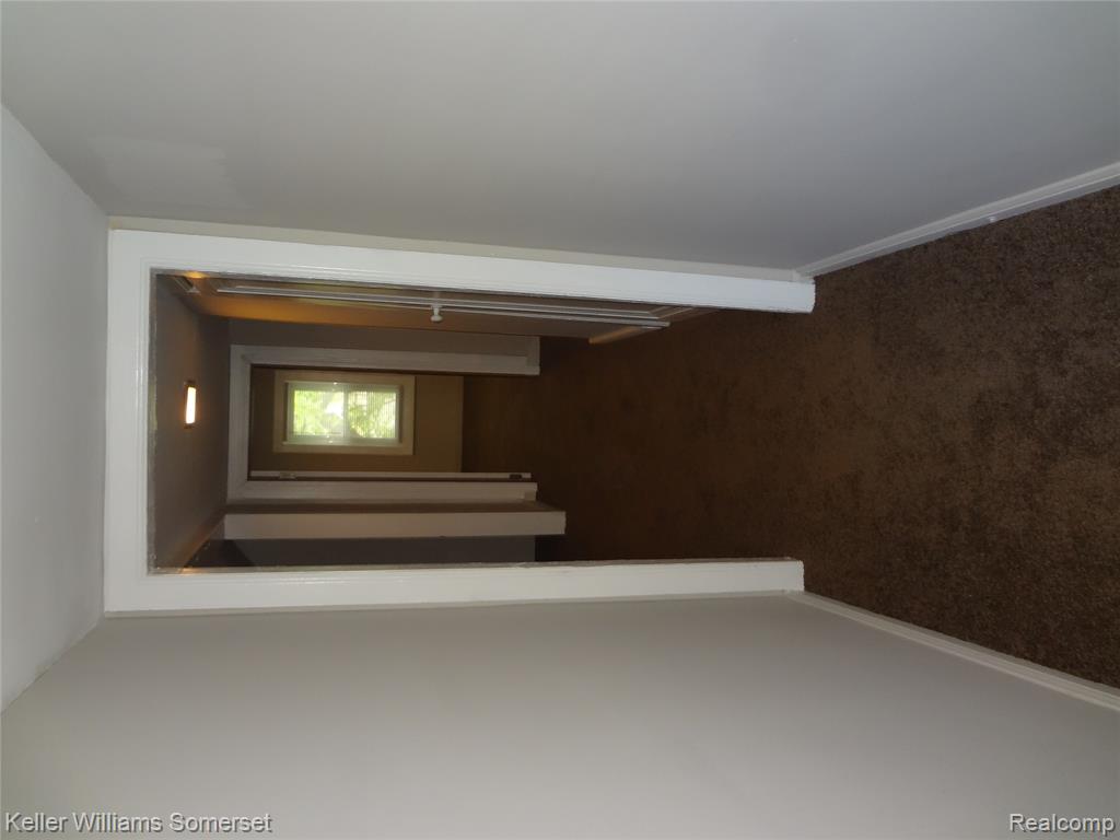 8127 Orchard Avenue, Warren, MI 48089 — Photo 15