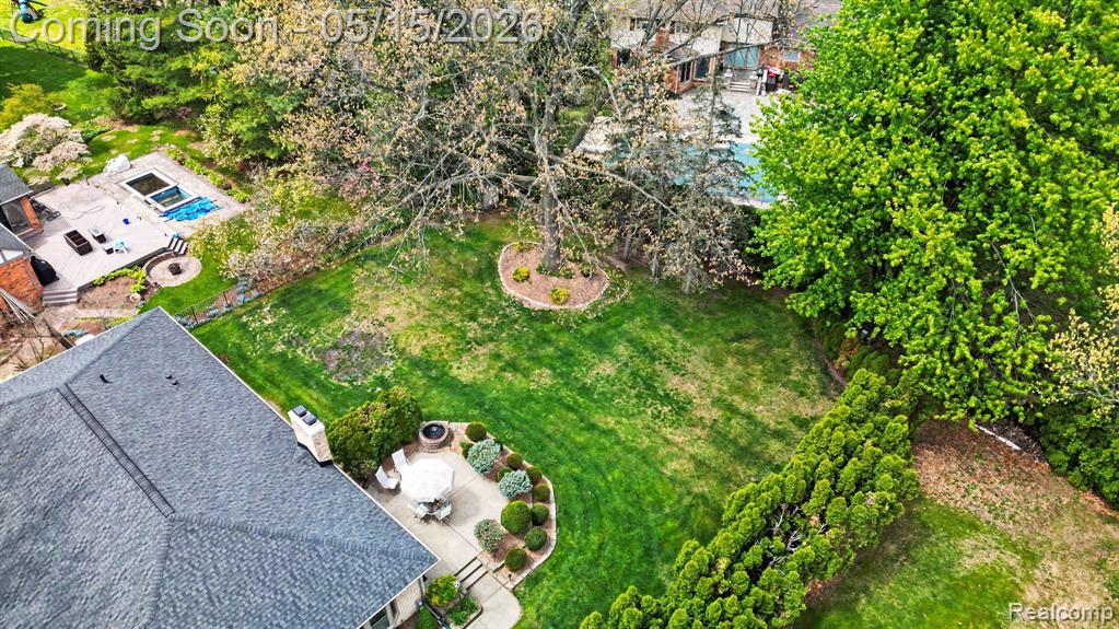 11921 Raintree Court, Utica, MI 48315 — Photo 46