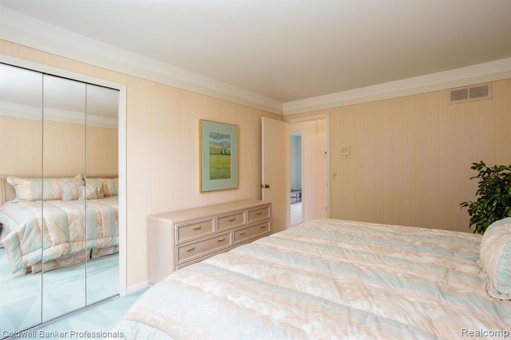 589 CAMBRIDGE Way, 566, Bloomfield Hills, MI 48304 — Photo 22