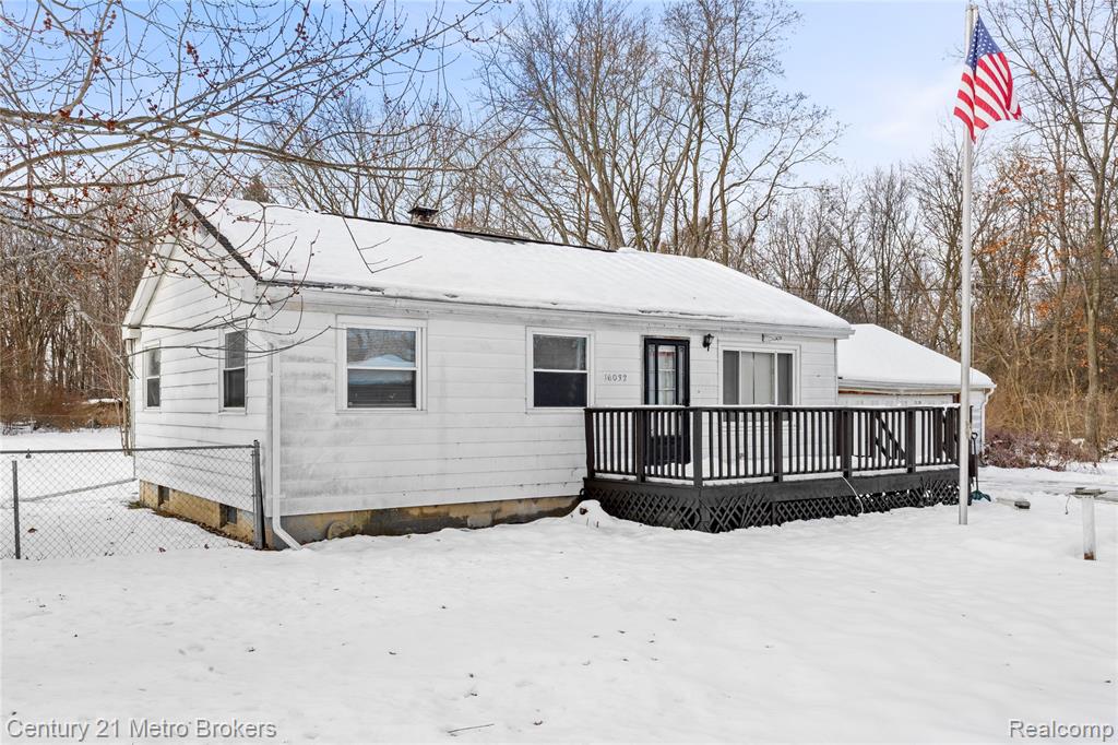16032 Knobhill Drive, Linden, MI 48451 — Photo 7