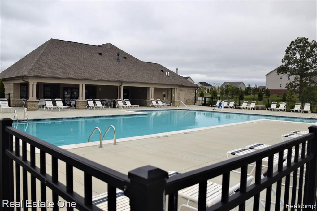 1113 Lark Street, Lake Orion, MI — Photo 30